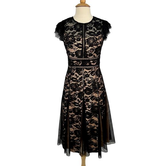 WHBM Black Cap Sleeve All Over Lace Godet Fit & Flare Dress Sz 6 Holiday NWT - Picture 7 of 17